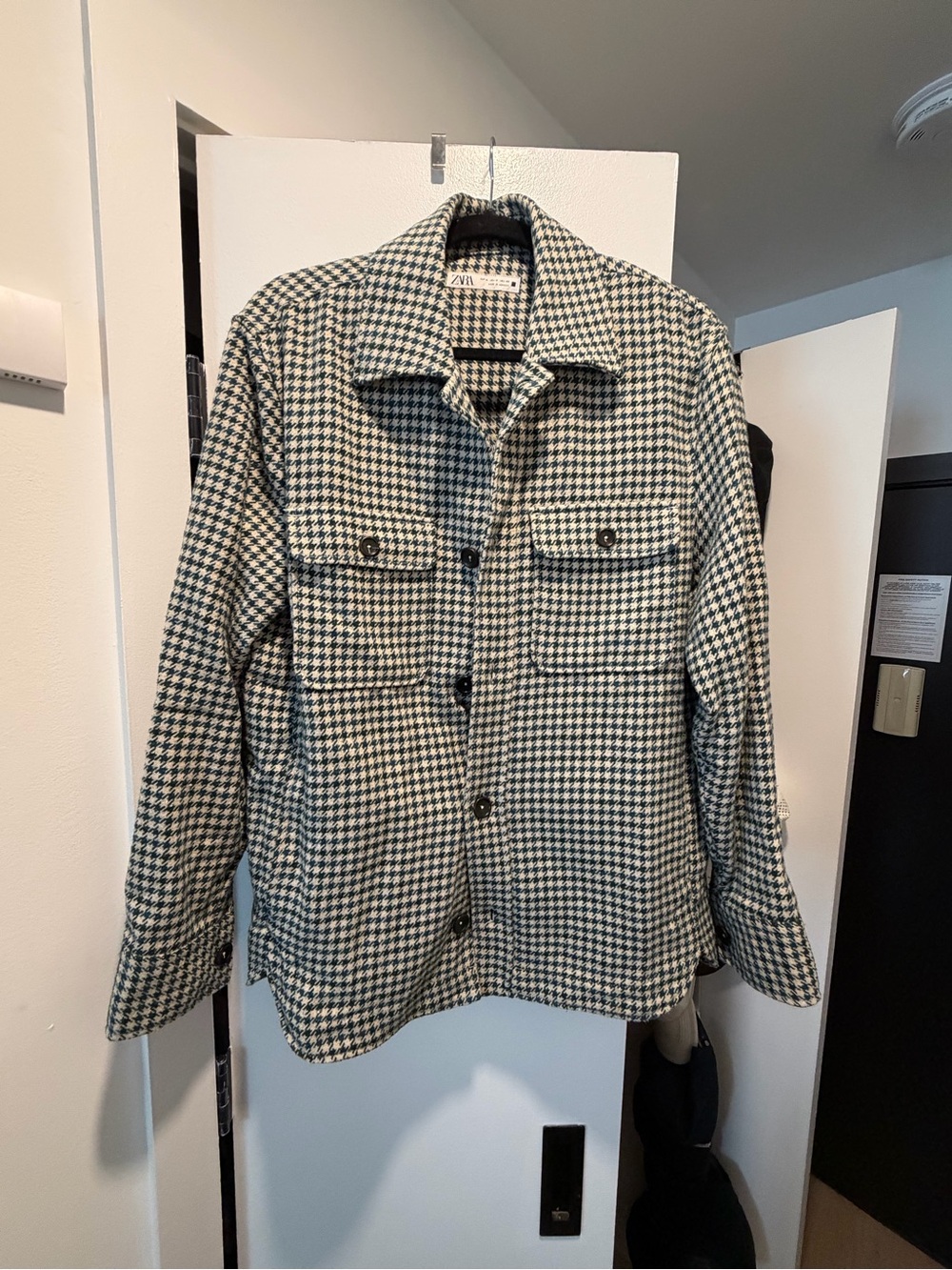 Zara Men's Houndstooth Shacket - Green & Cream